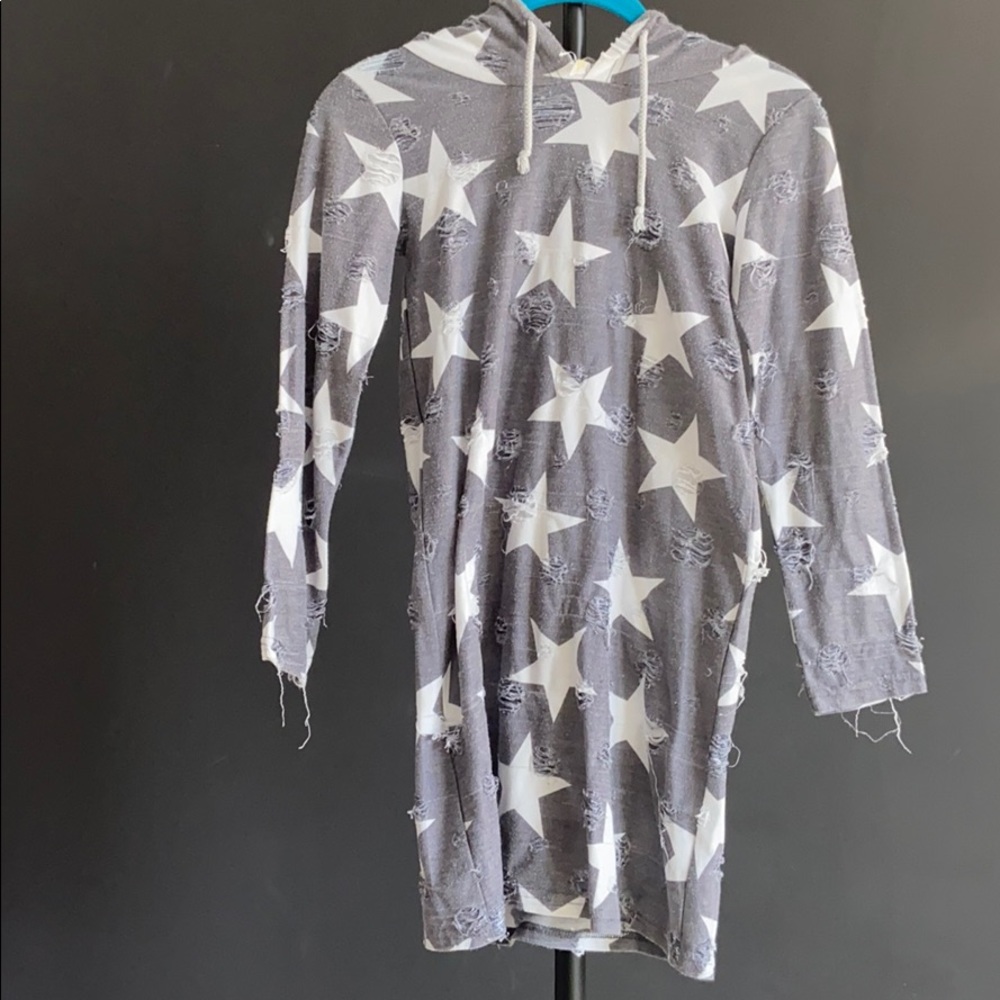 An amazing dress from golf kids